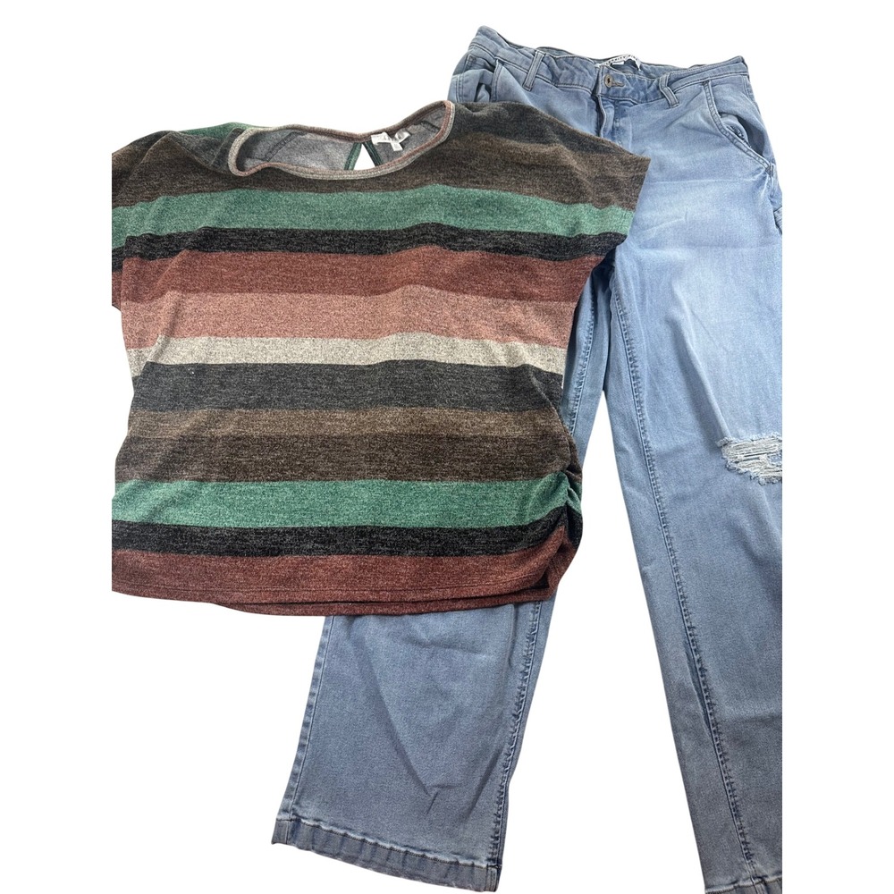 Lavish Celebrity Pink Set Women 2X 15/32 Striped Top Distressed Wide Leg Jeans